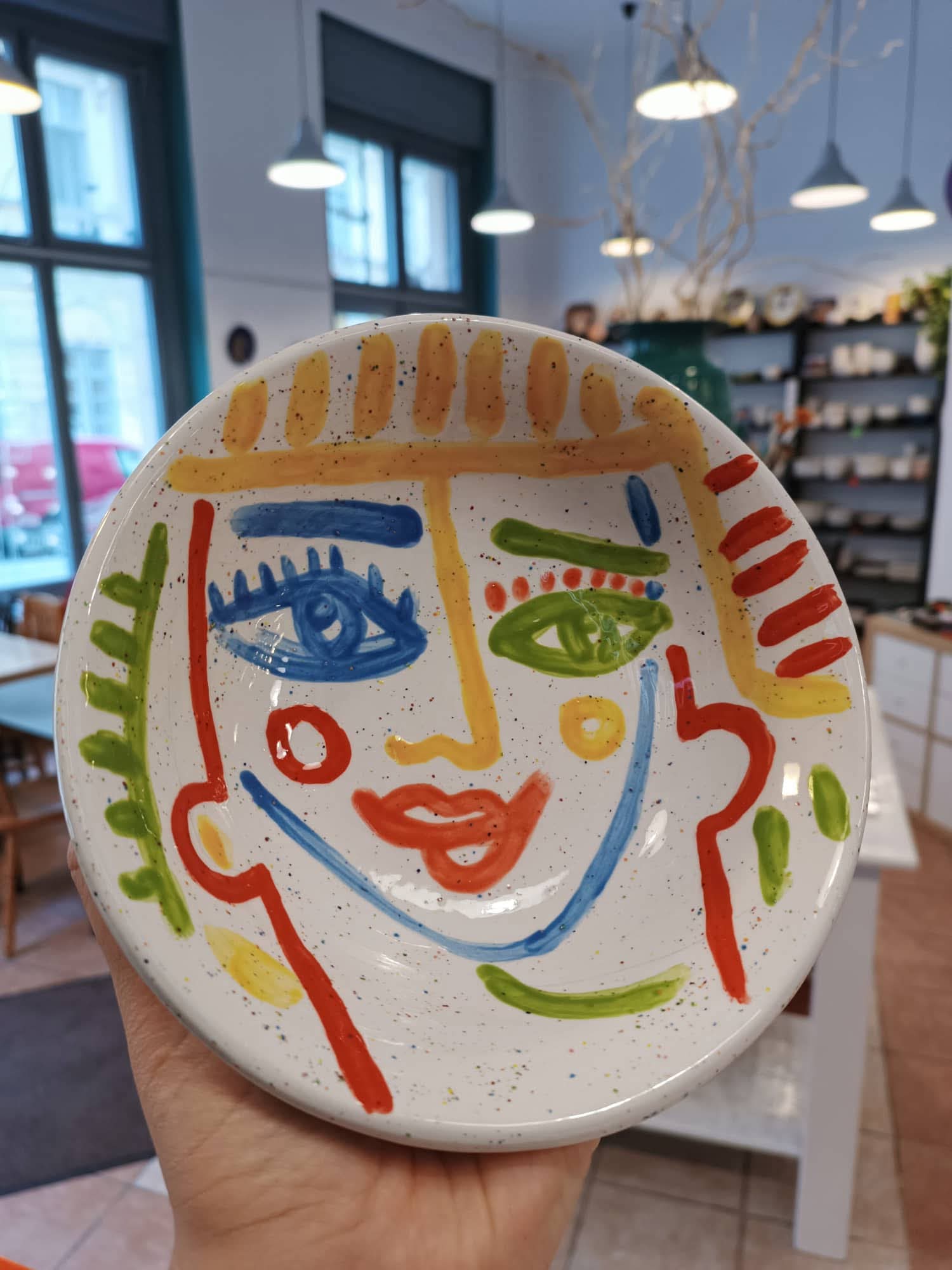 POP-UP MadeByYou gyerekeknek - Kamaraerdő – kerámiafestő foglalkozás - 2026. július 4. - Image 24